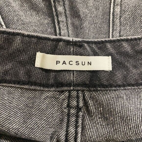 PacSun Mom Short Distressed High Waisted Gray Black Wash All Cotton Y2K Festival - Picture 12 of 14